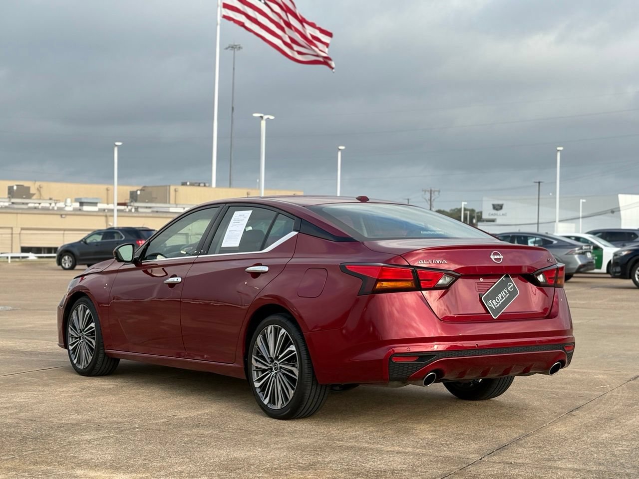 Used 2023 Nissan Altima 2.5 SL FWD image 7