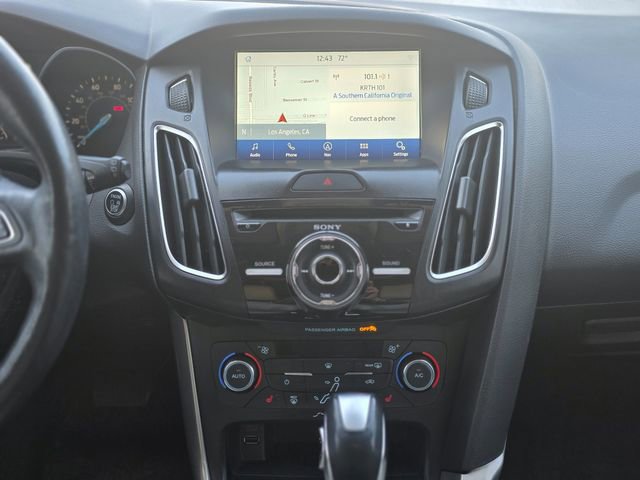 Used 2017 Ford Focus Titanium image 21