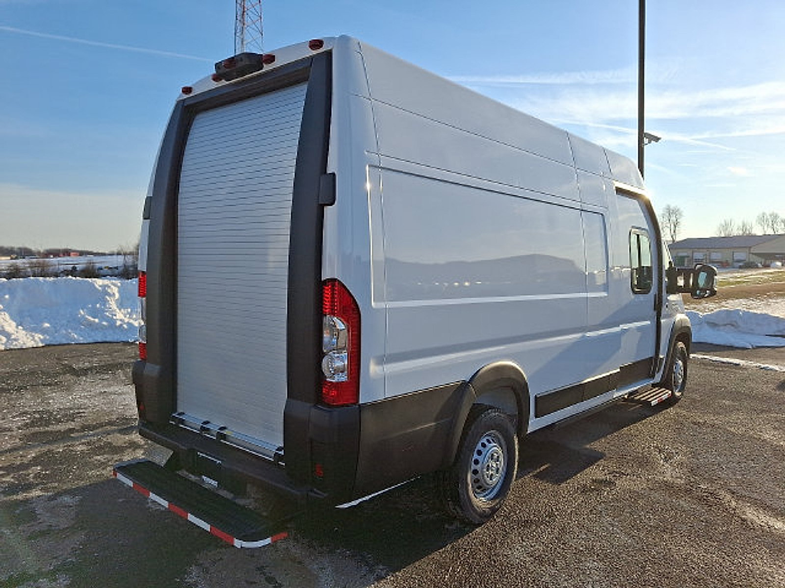 Used 2024 RAM ProMaster 3500 w/ Delivery Van Package FWD image 4