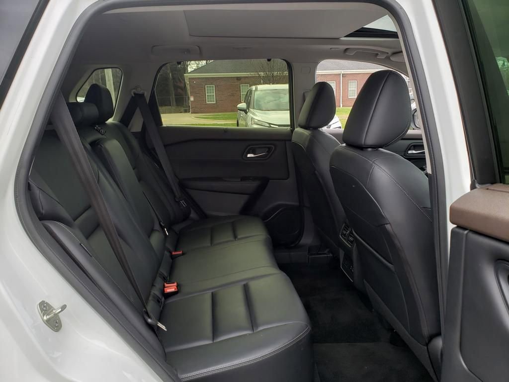 Certified 2023 Nissan Rogue SL w/ SL Premium Package image 22