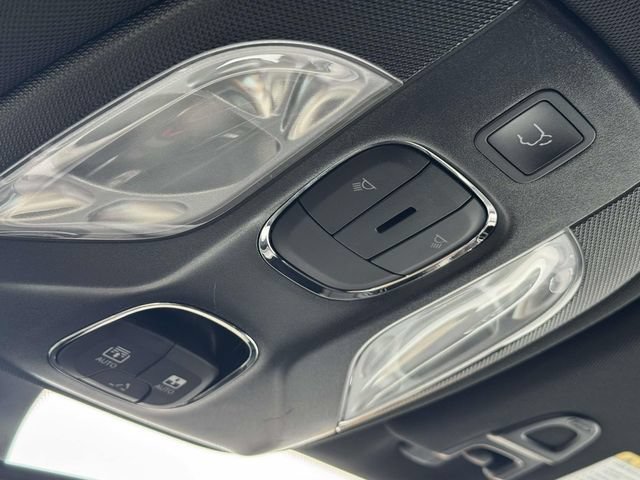 Used 2024 Jeep Compass Limited w/ Elite Group AWD/4WD image 12