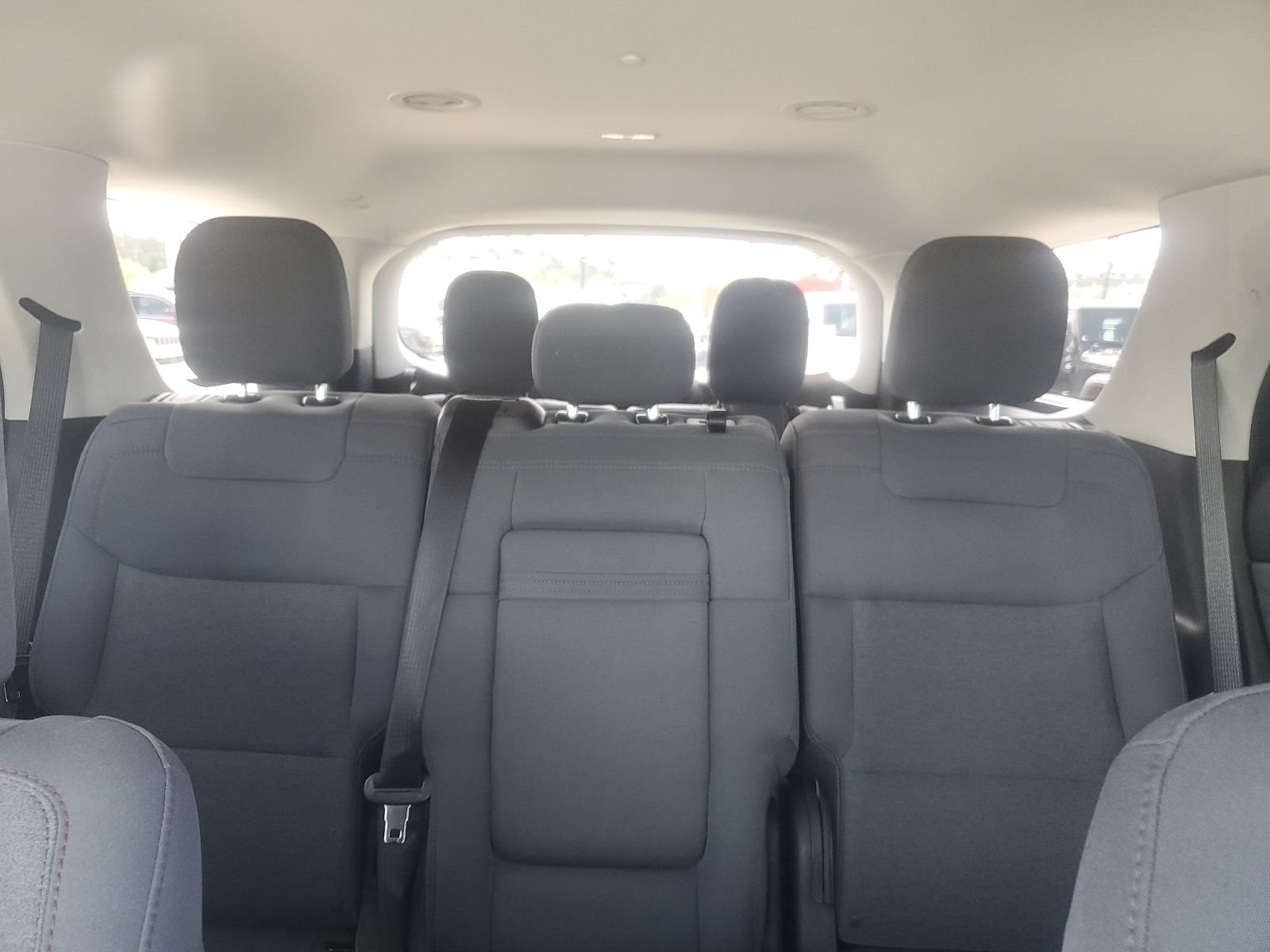 Used 2025 Ford Explorer Active RWD image 13