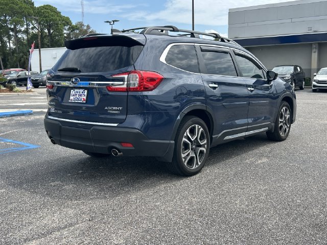 Used 2025 Subaru Ascent Touring w/ Popular Package #1 AWD/4WD image 4