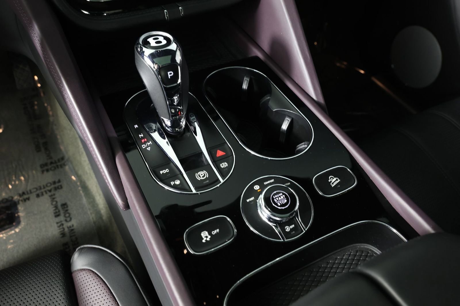 Used 2022 Bentley Bentayga AWD/4WD image 20