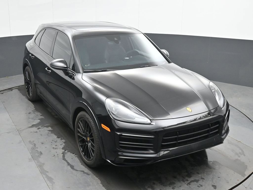 Used 2023 Porsche Cayenne GTS AWD/4WD image 39