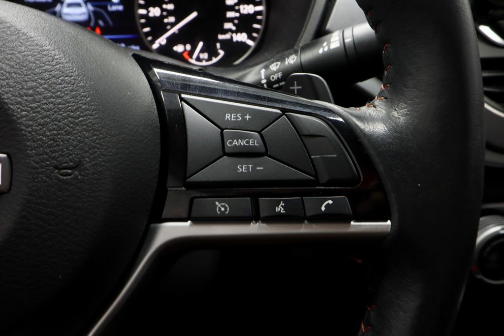 Used 2024 Nissan Altima 2.5 SR AWD/4WD image 29