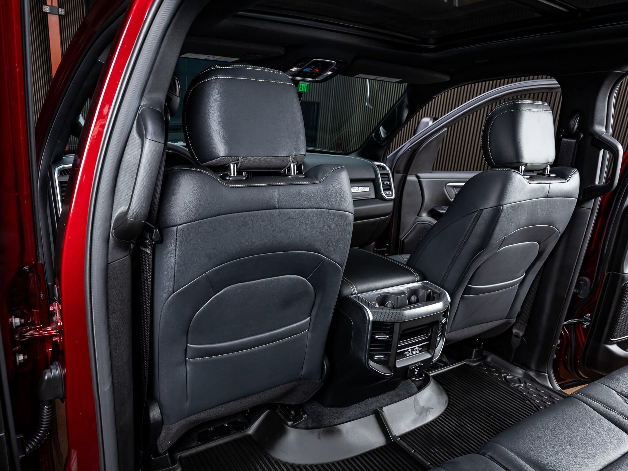 Used 2025 RAM 1500 Lone Star RWD image 33