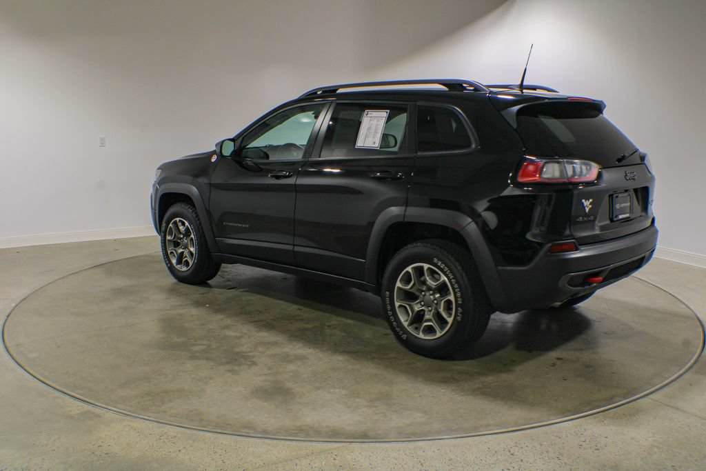 Used 2020 Jeep Cherokee Trailhawk AWD/4WD image 4