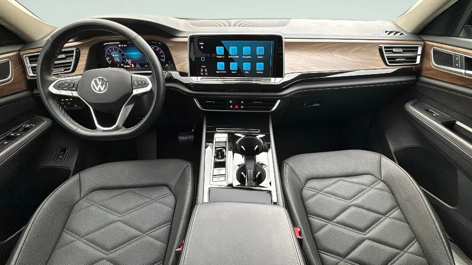 Used 2025 Volkswagen Atlas SE image 12