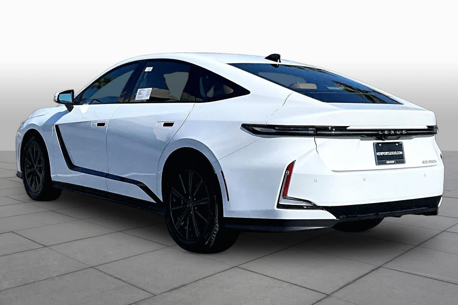 New 2026 Lexus ES 350e w/ Convenience Package FWD image 7