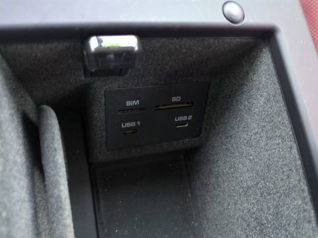 Used 2023 Porsche Macan image 26