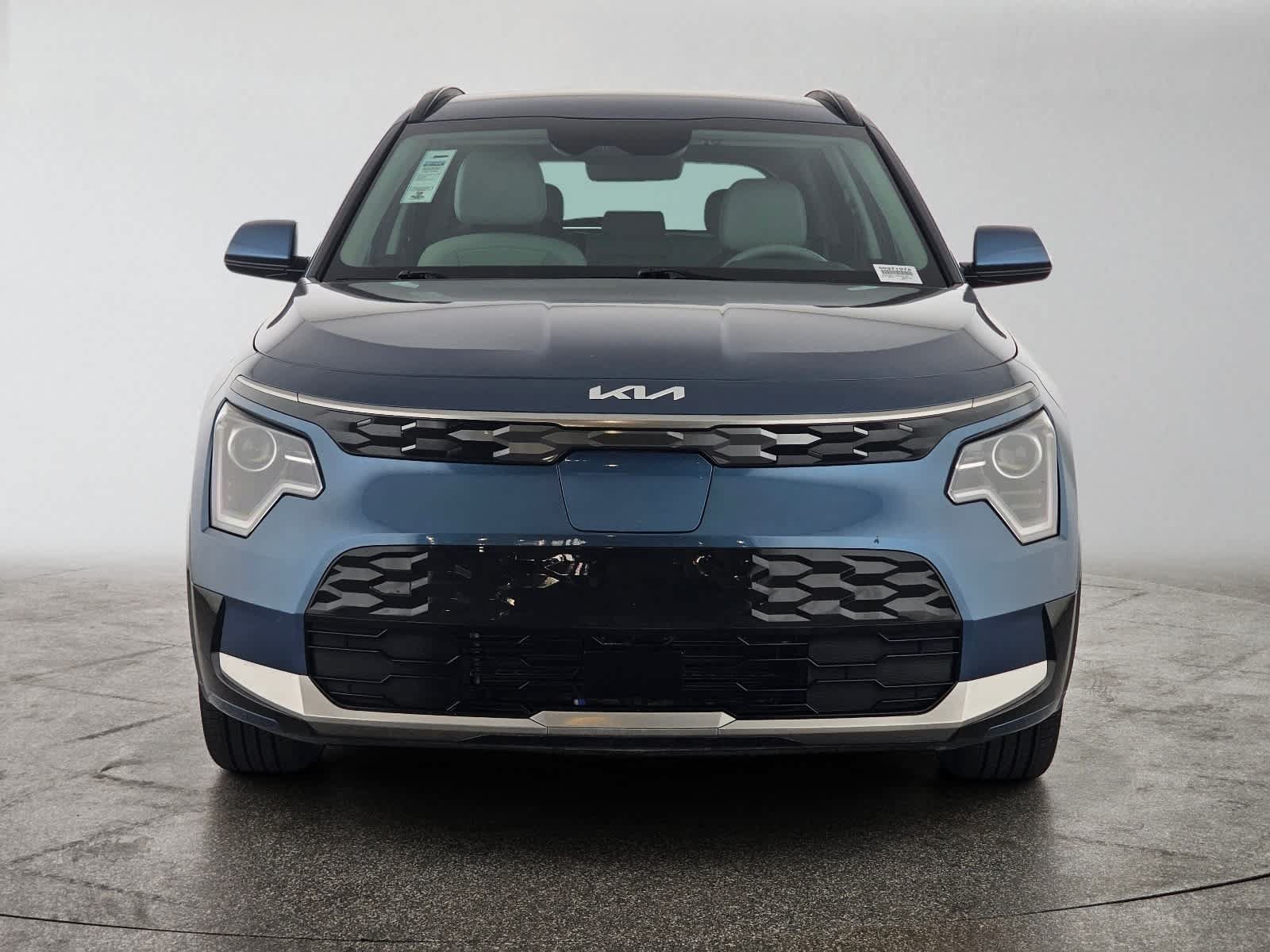 Used 2023 Kia Niro Wind w/ Wind Preserve Package FWD image 8