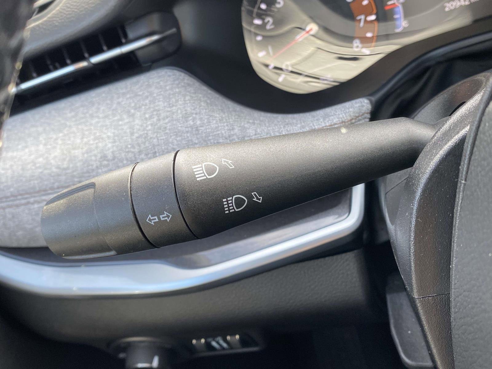 Used 2023 Jeep Compass Latitude w/ Sun and Sound Group image 24