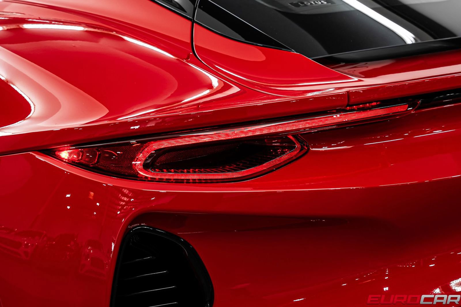 New 2026 Lotus Emira SE image 17