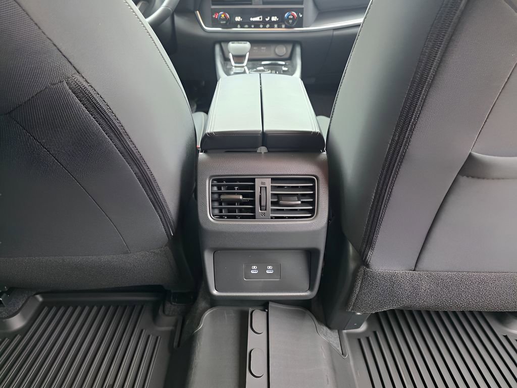 New 2026 Nissan Rogue SV w/ Cold Weather Package AWD/4WD image 10