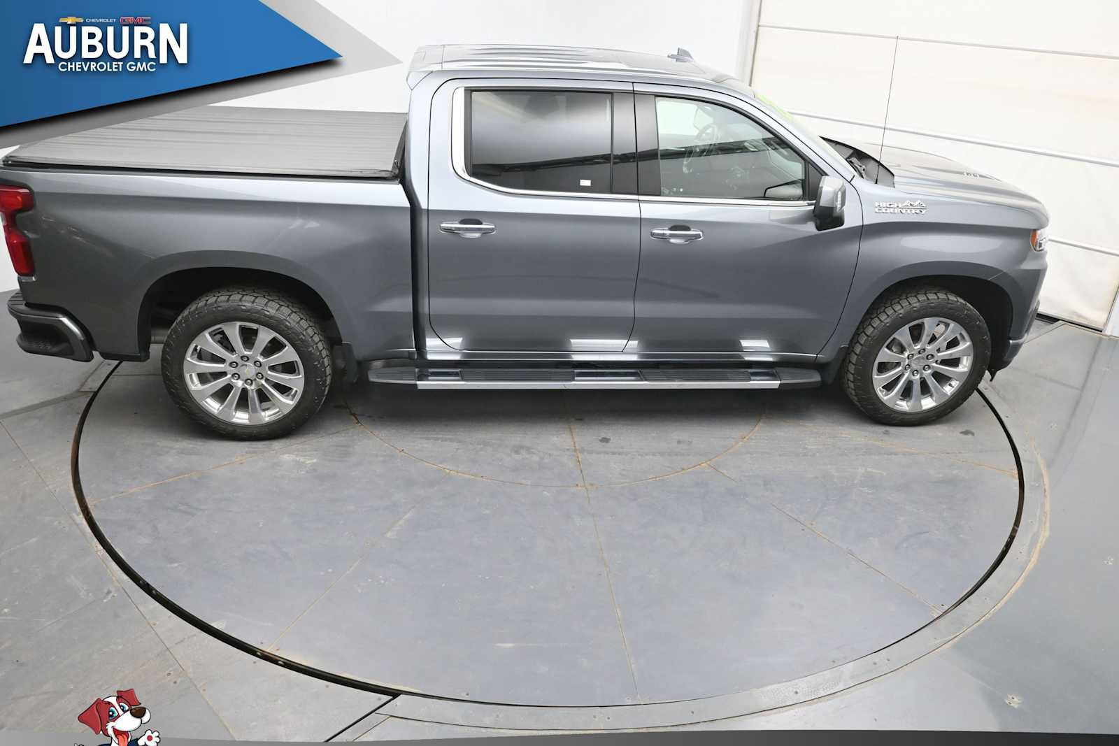 Used 2021 Chevrolet Silverado 1500 High Country w/ Technology Package image 31