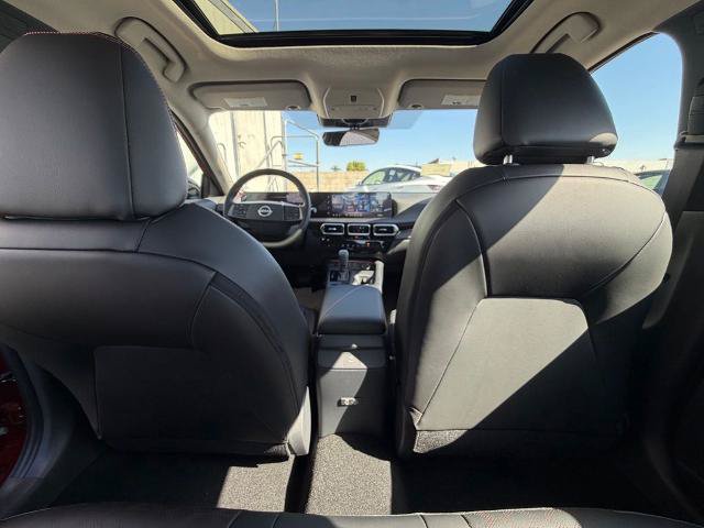 New 2026 Nissan Sentra SR w/ SR Premium Package FWD image 12