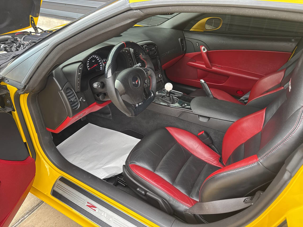 Used 2009 Chevrolet Corvette Z06 image 24