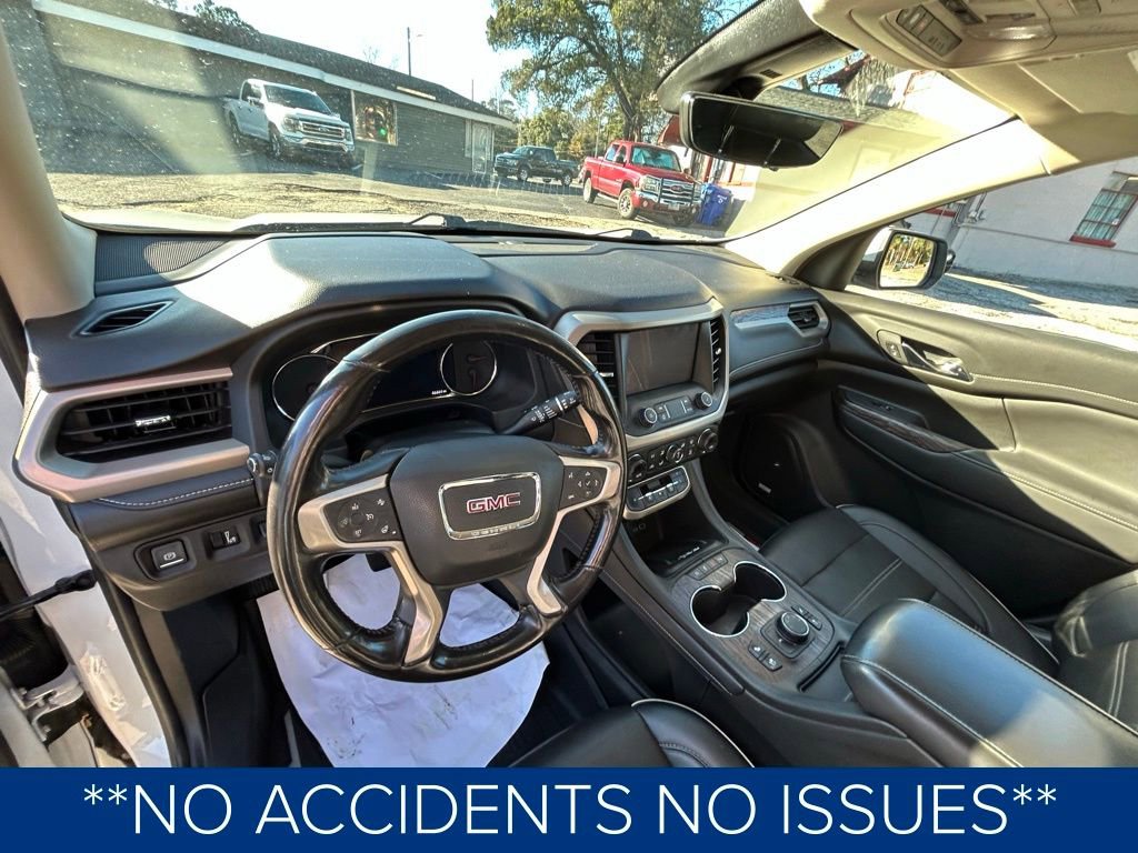 Used 2022 GMC Acadia Denali w/ Denali Ultimate Package image 2