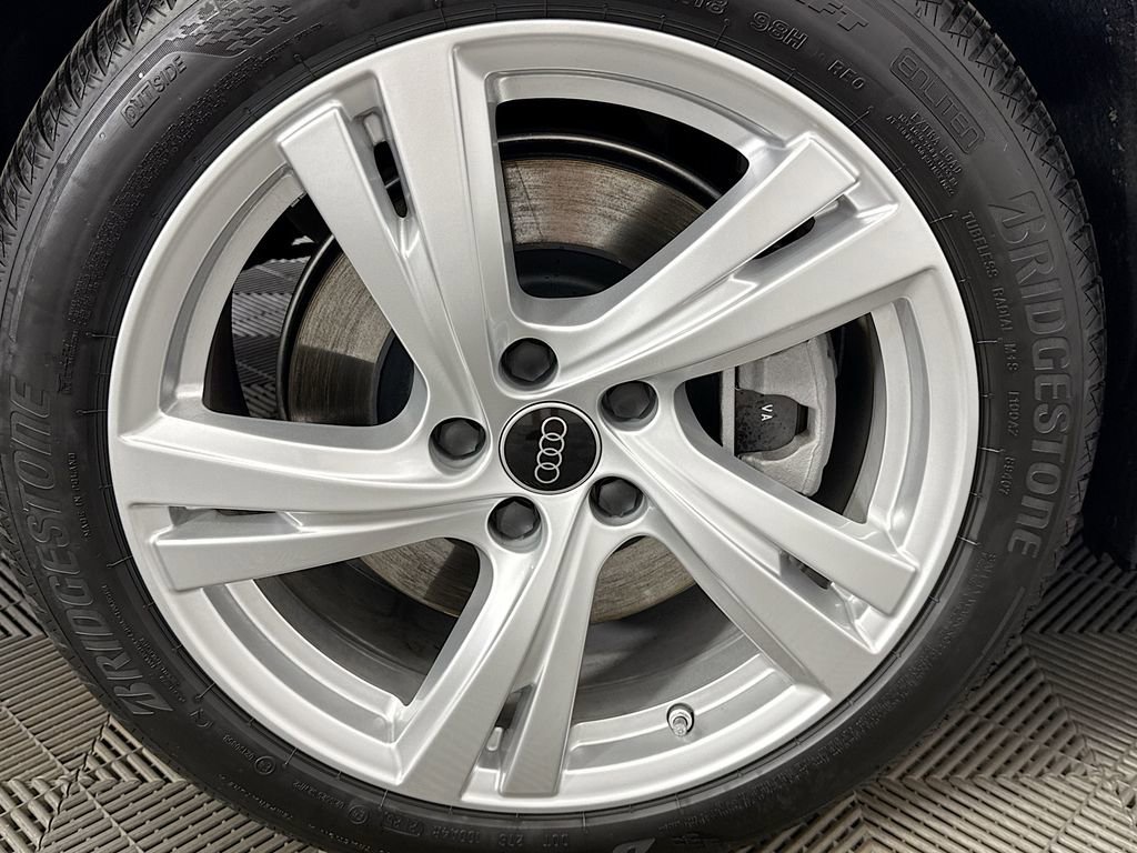 Used 2025 Audi A5 2.0T Premium Plus w/ Premium Plus image 32