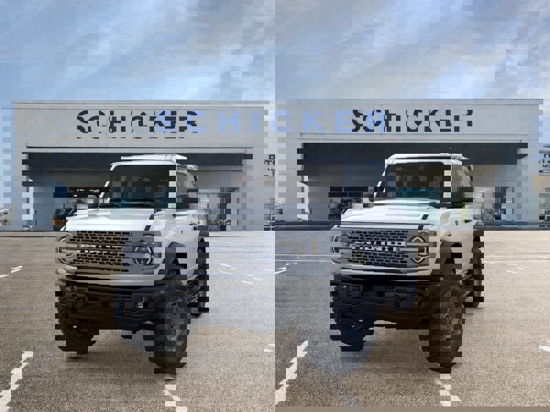 New 2025 Ford Bronco Badlands w/ Sasquatch Package image 2
