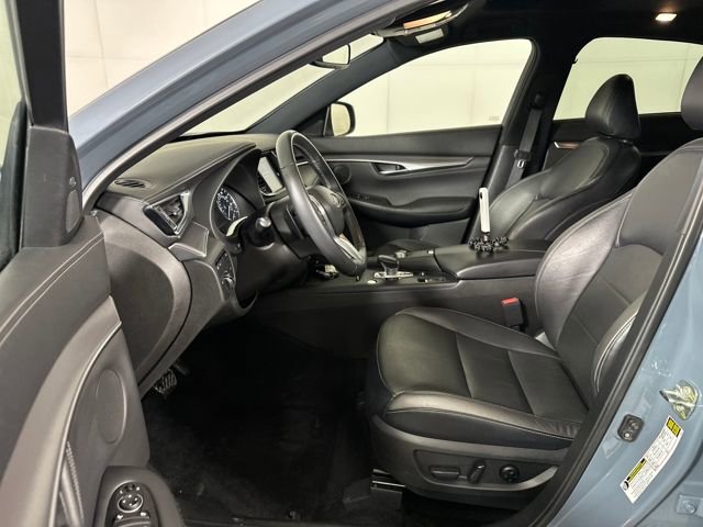 Used 2023 INFINITI QX55 Luxe w/ Cargo Package image 11