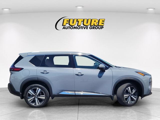 Certified 2023 Nissan Rogue SL w/ SL Premium Package AWD/4WD image 3
