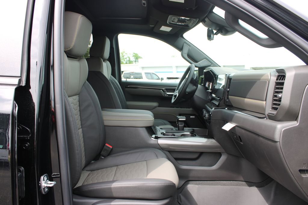 New 2026 Chevrolet Silverado 1500 ZR2 AWD/4WD image 30