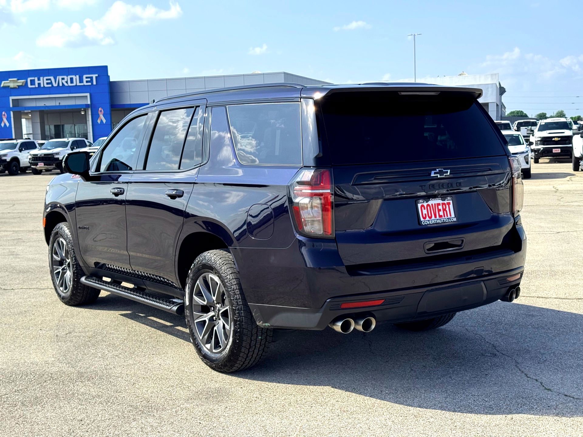 Used 2024 Chevrolet Tahoe Z71 w/ Off-Road Capability Package AWD/4WD image 9