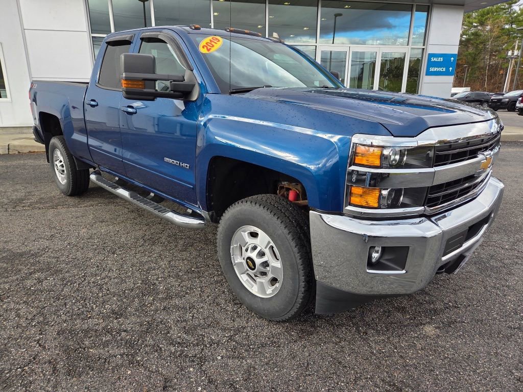 Used 2019 Chevrolet Silverado 2500 LT w/ All Star Edition image 3