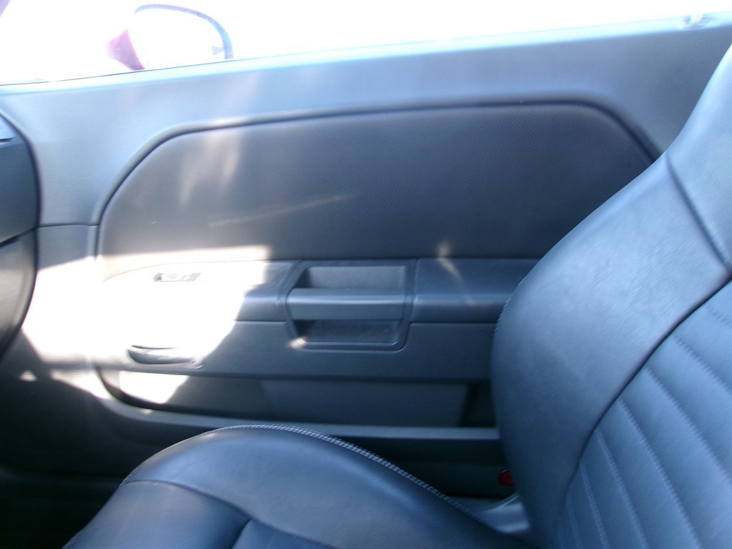 Used 2010 Dodge Challenger SE image 20