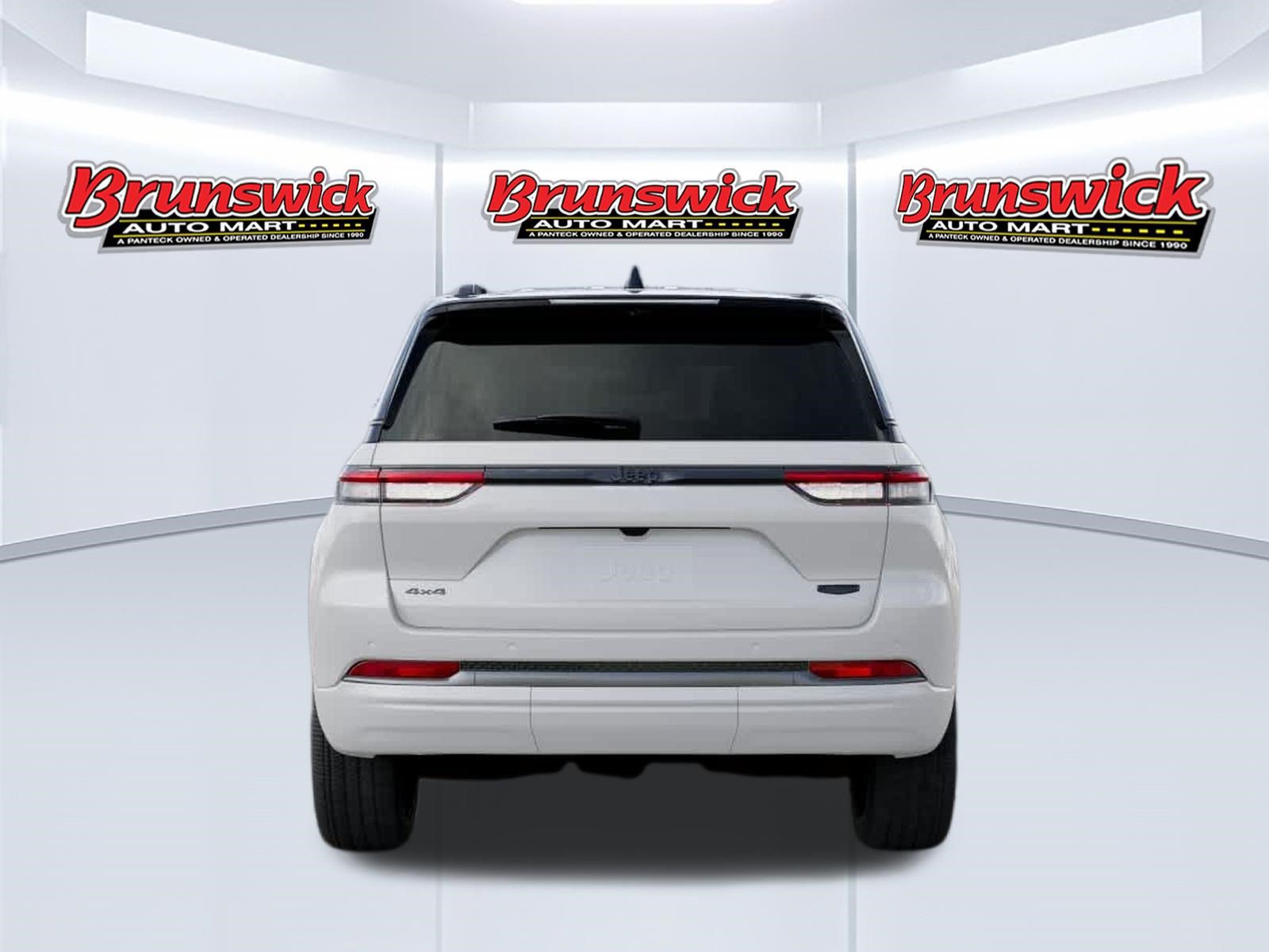 New 2027 Jeep Grand Cherokee Summit AWD/4WD image 7