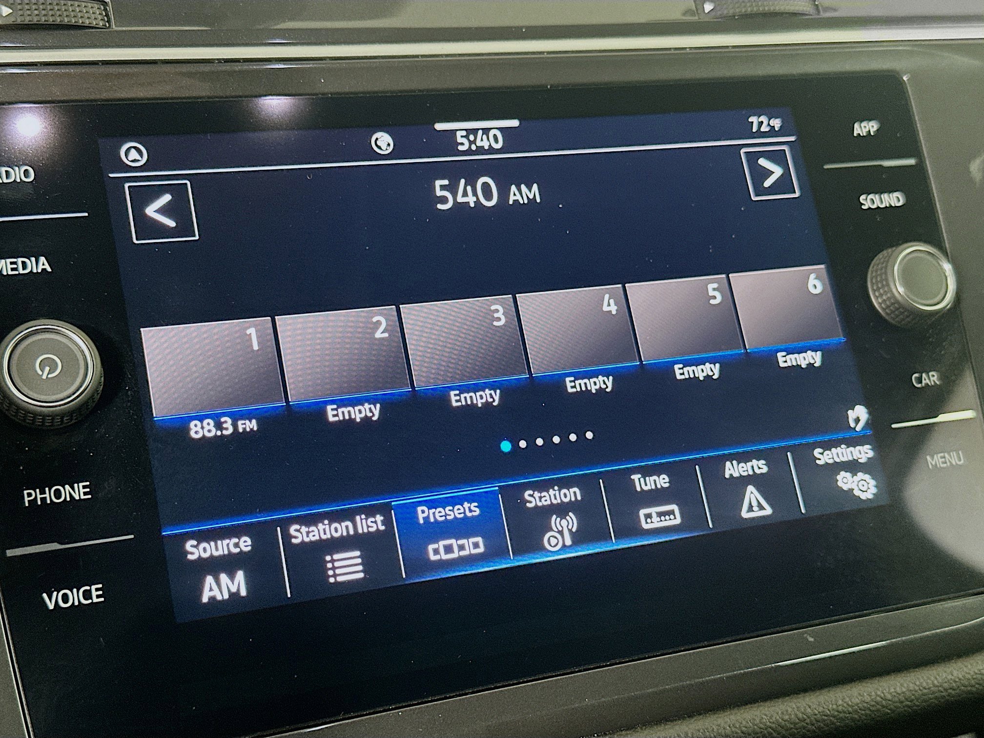 Used 2024 Volkswagen Tiguan Wolfsburg Edition image 21