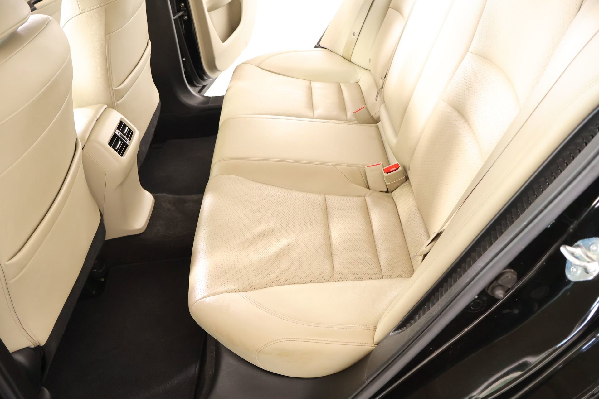 Used 2017 Honda Accord Touring image 13