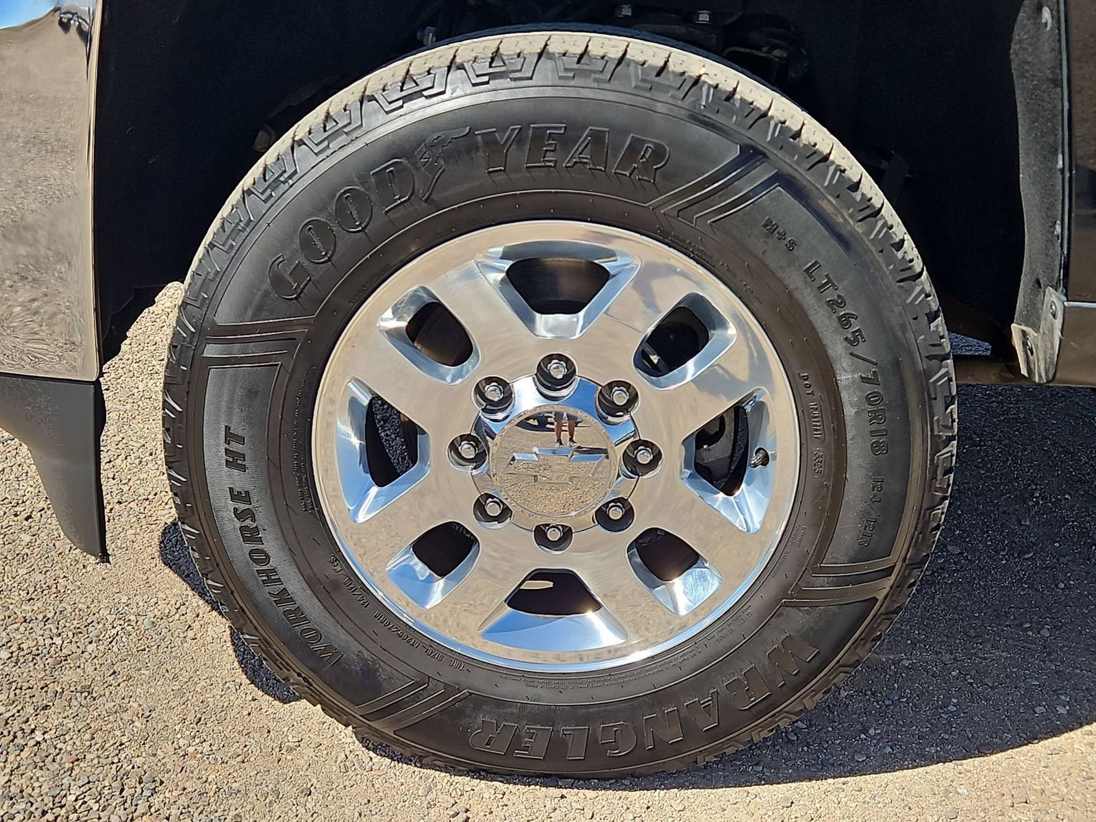 Used 2017 Chevrolet Silverado 2500 LT w/ LT Fleet Convenience Package AWD/4WD image 10