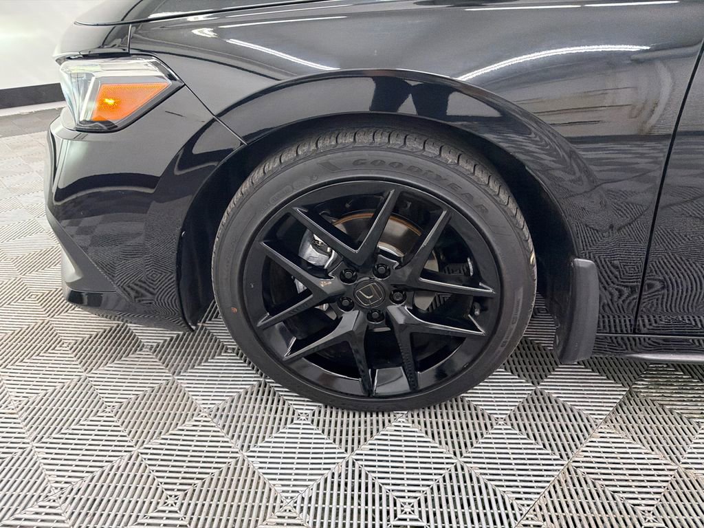 Used 2023 Honda Civic Sport image 11