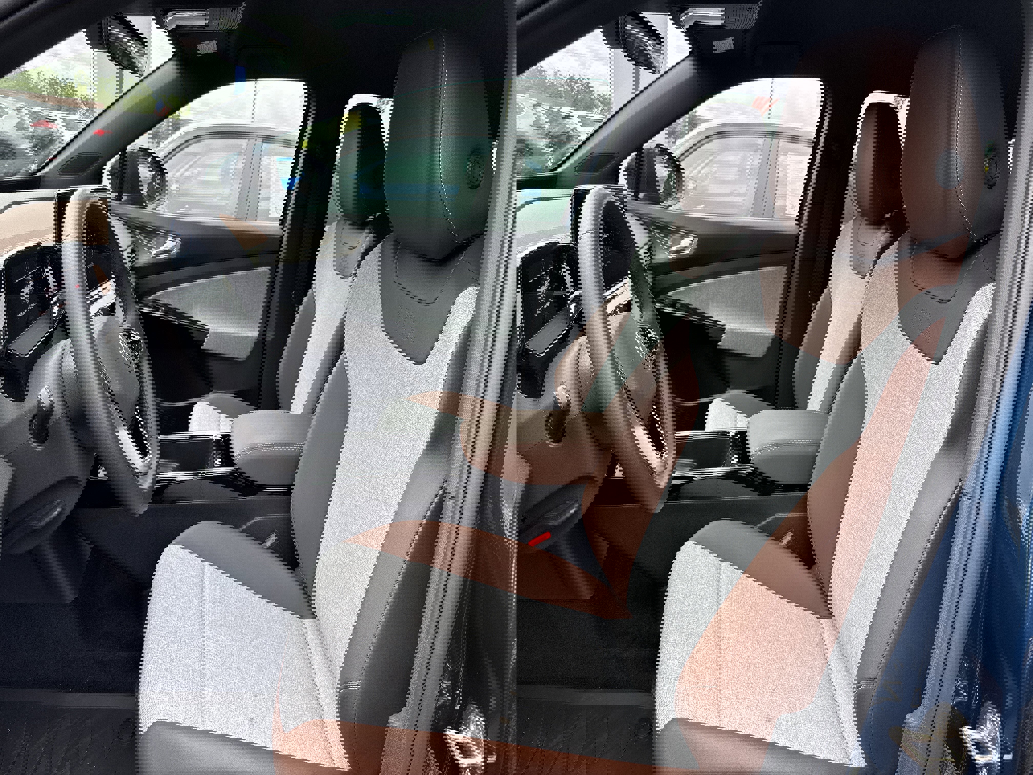 Used 2023 Volkswagen ID.4 Pro image 8