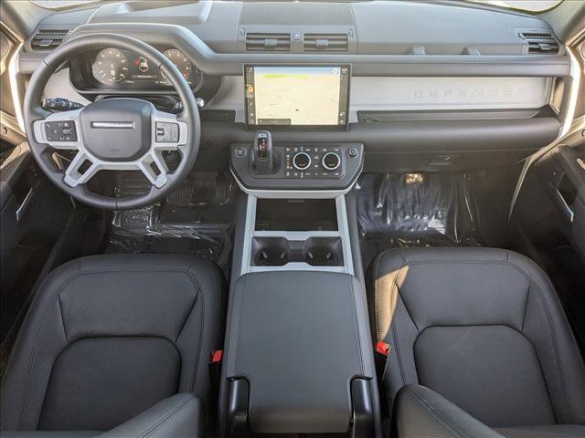 Used 2025 Land Rover Defender 110 X-Dynamic SE AWD/4WD image 19