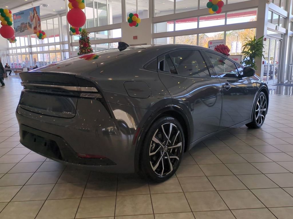 New 2026 Toyota Prius Plug-In Hybrid image 5