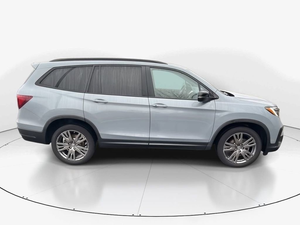 Used 2022 Honda Pilot Sport image 4