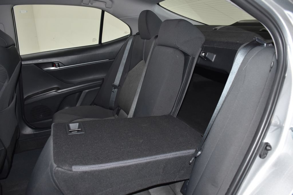 Used 2024 Toyota Camry LE FWD image 27