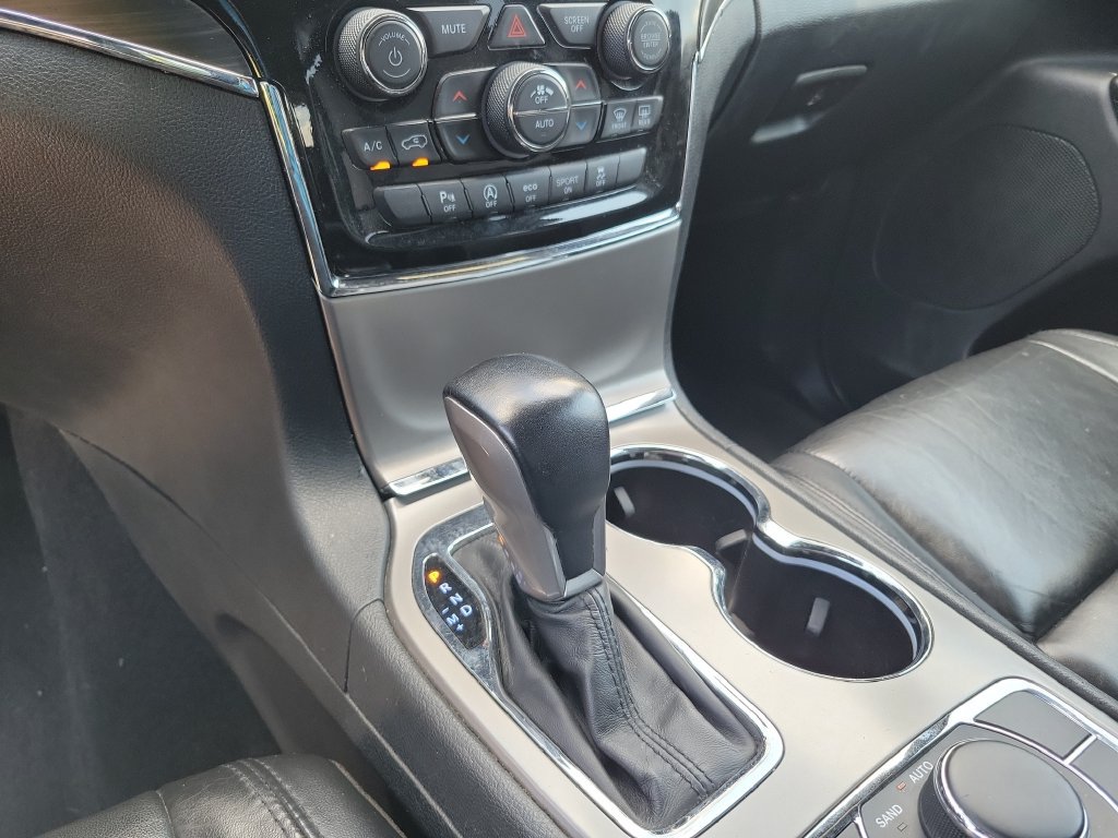 Used 2022 Jeep Grand Cherokee Limited AWD/4WD image 21