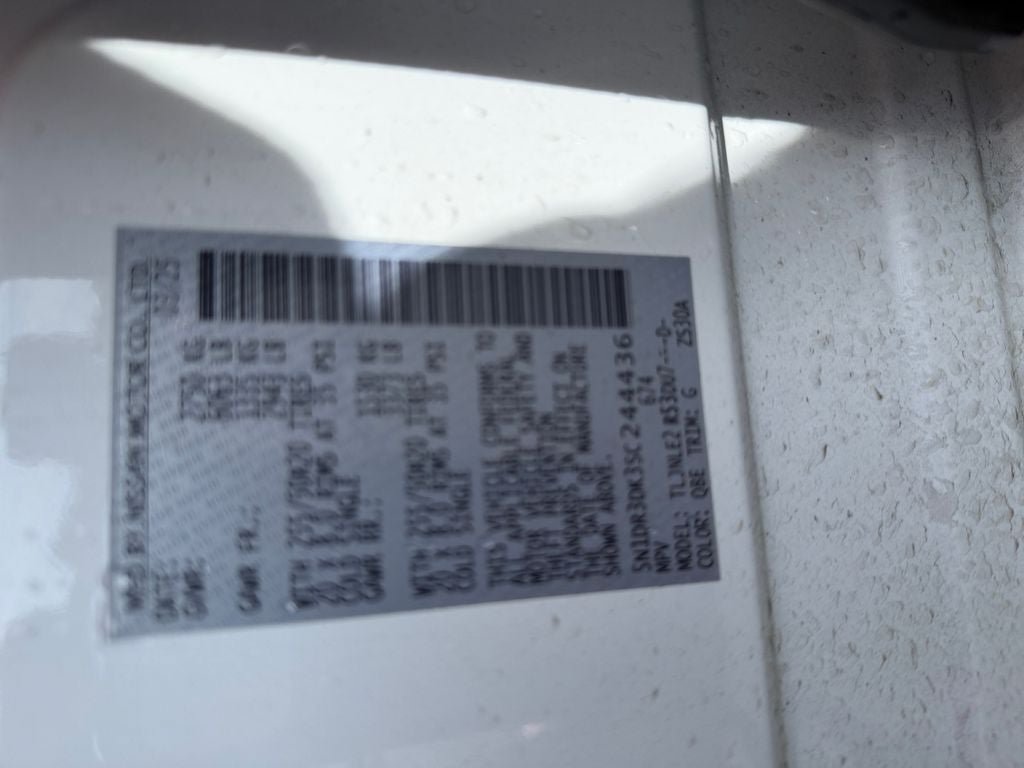 Used 2025 Nissan Pathfinder Platinum AWD/4WD image 31