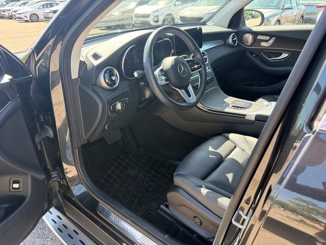 Used 2021 Mercedes-Benz GLC 300 4MATIC image 7