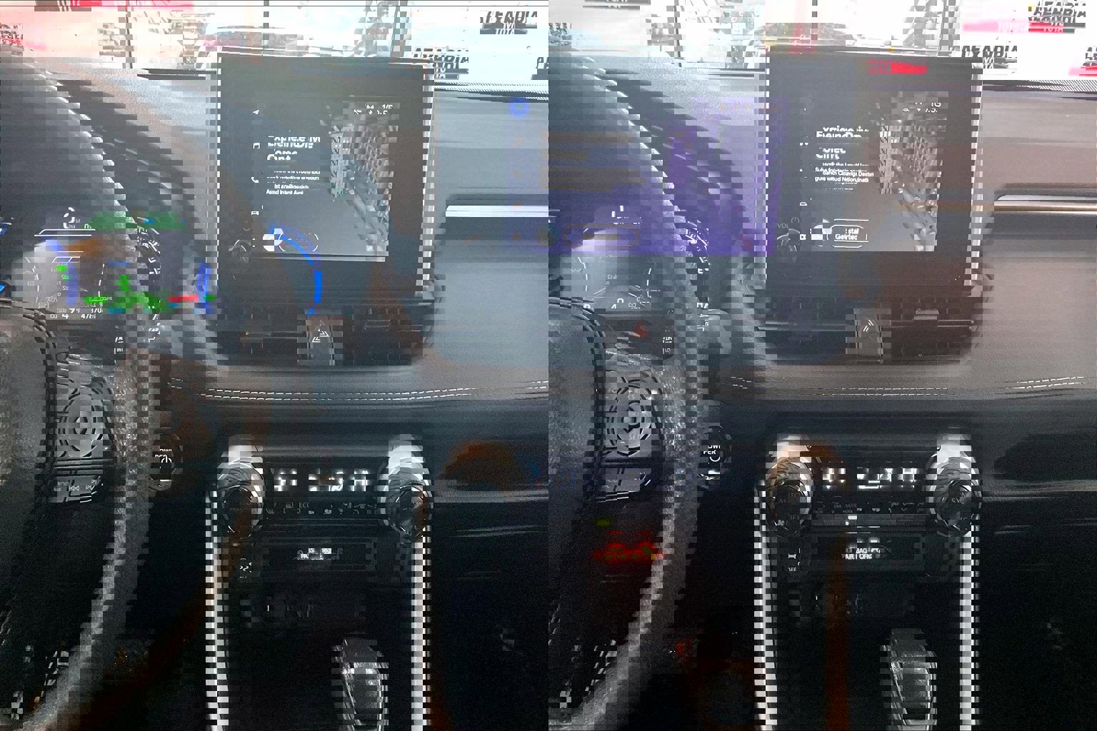 Used 2023 Toyota RAV4 XLE image 6