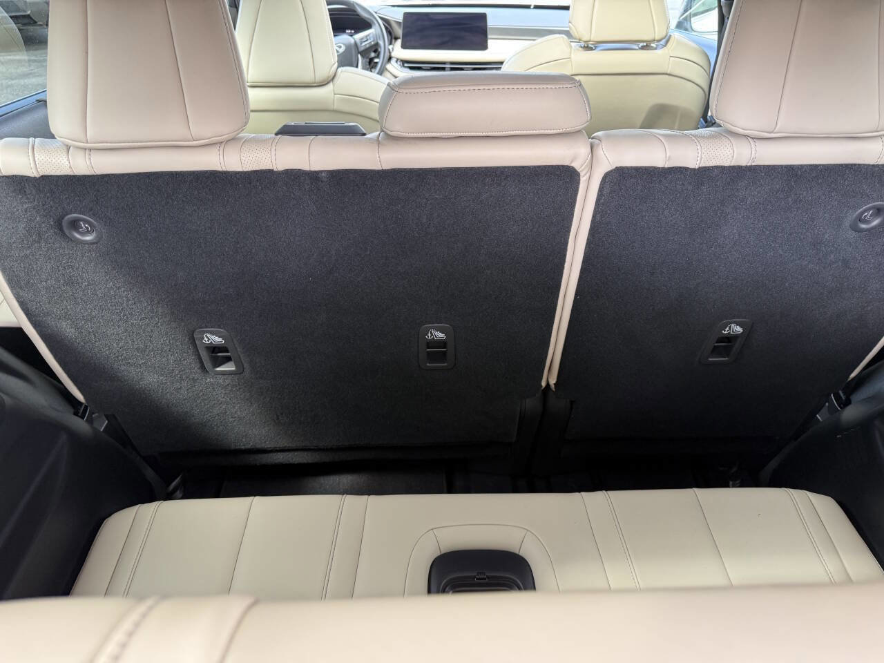 Used 2023 INFINITI QX60 Luxe w/ Cargo Package AWD/4WD image 25