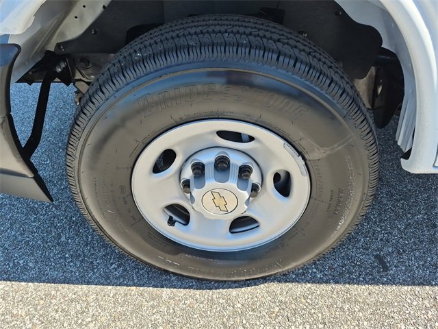 New 2025 Chevrolet Express 2500 w/ Driver Convenience Package image 9