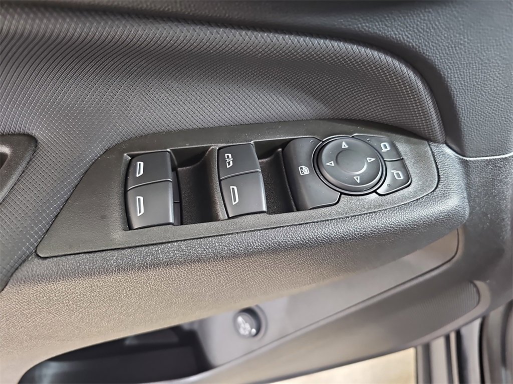 Certified 2023 Chevrolet Equinox RS w/ LPO, Floor Liner Package image 33