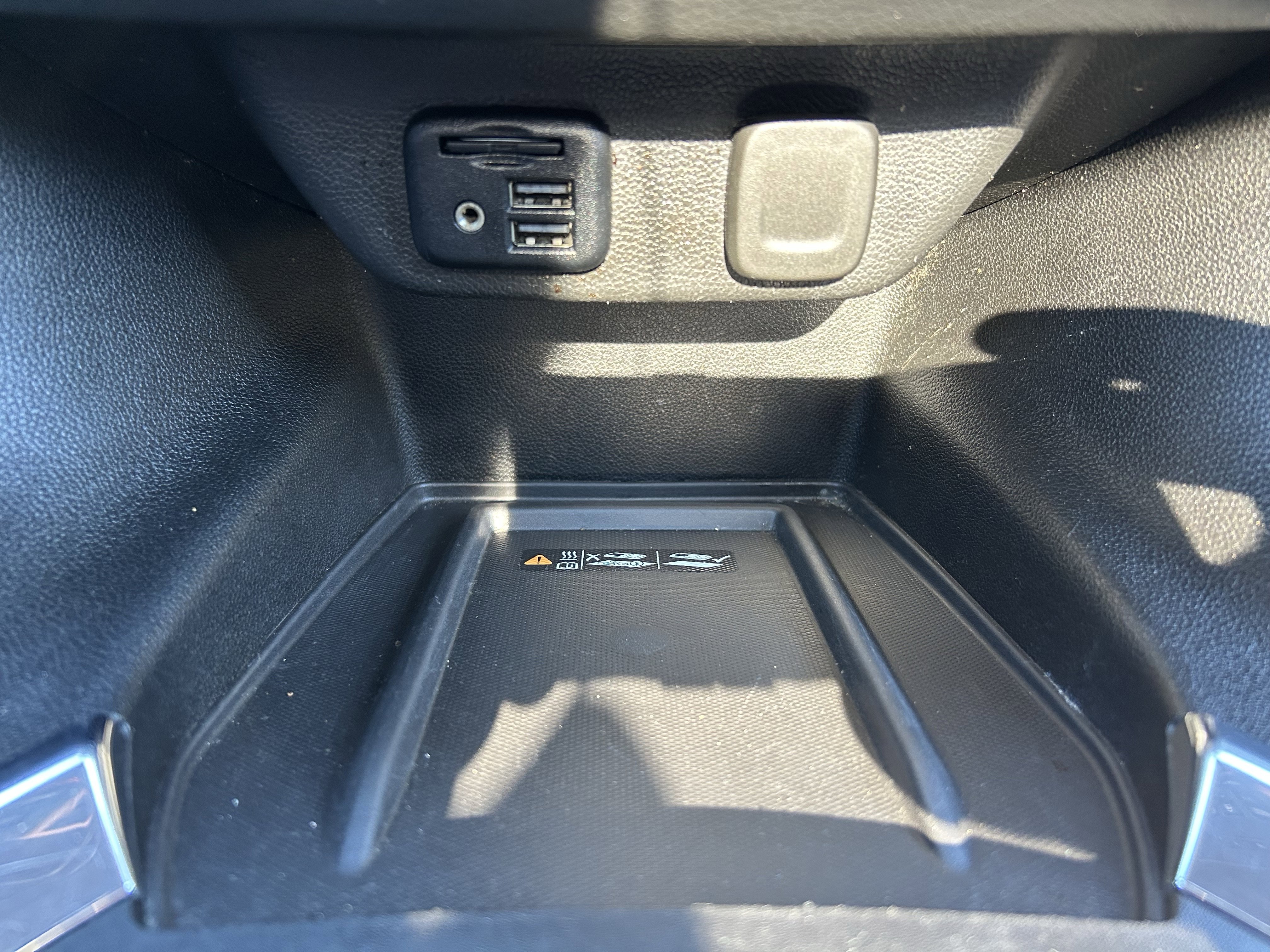 Used 2023 Chevrolet Traverse Premier image 33