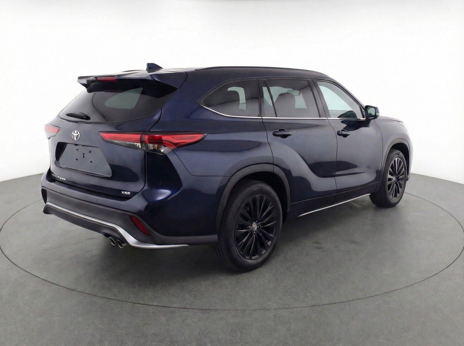 Used 2024 Toyota Highlander XSE image 9